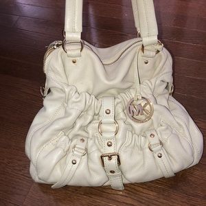 MICHAEL KORS slouchy cream bag